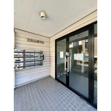 セールスや勧誘、防犯面でもエントランスは重要チェックポイント