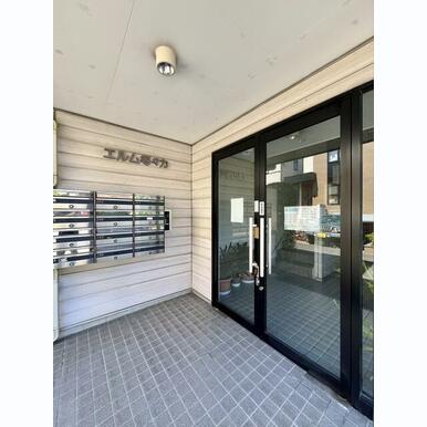 セールスや勧誘、防犯面でもエントランスは重要チェックポイント