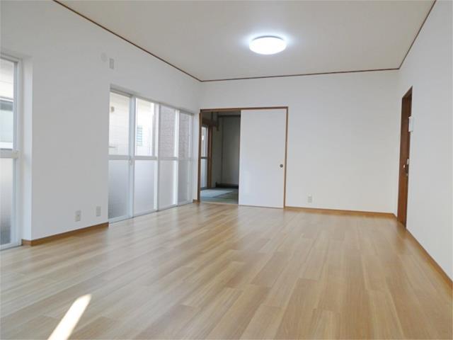 アットホーム 豊川市 御油町炮六土 御油駅 2階建 ４ｌｄｋ 豊川市の中古一戸建て 提供元 家デパ豊川店 松屋不動産販売 株 一軒家 家の購入