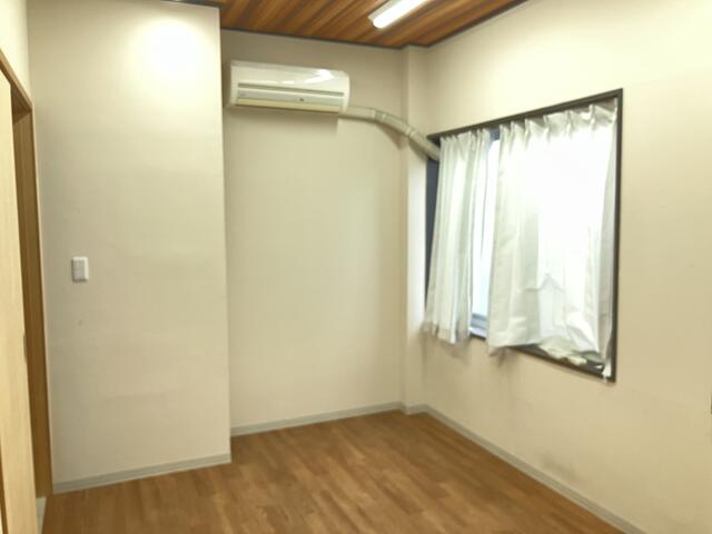 小田原市鴨宮 美容室内テナント募集！4坪程度の小さなテナント