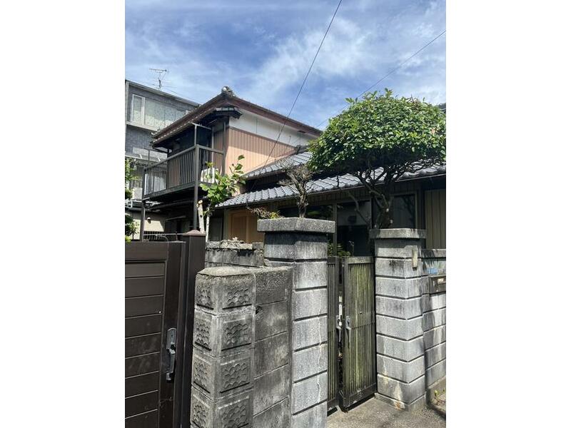 Kochi City, Shin-yashiki 1-chome (Enkoji-guchi Station) 2-story 3LDK