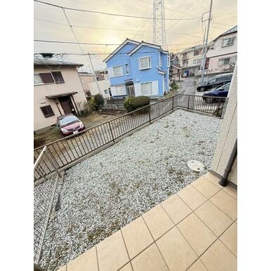 101号室は写真の反転タイプ