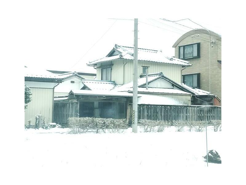 Chikuma City, Oaza Kamitokuma (Tokura Station), two-story building, 6DK