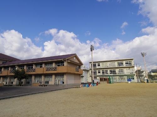 アットホーム 徳島市 南佐古四番町 佐古駅 2階建 3ldk 徳島 市の新築一戸建て 提供元 株 constant 一軒家 家の購入 アットホーム 徳島市 南佐古四番町 佐古駅 2階建 3ldk 徳島 市の新築一戸建て 提供元 株 constant 一軒家 家の購入