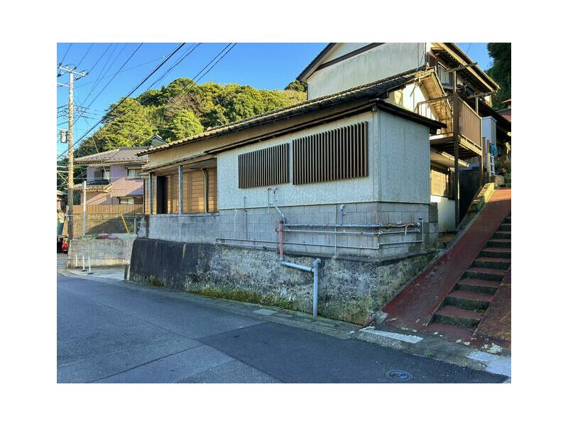 Katsuura City, Kawazu (Katsuura Station) Single-story building 3SK