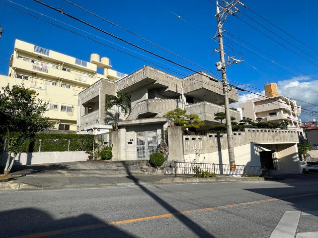 Cheap house for sale in Urasoe, Okinawa