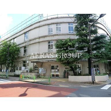 中央区立明正小学校 距離：378m