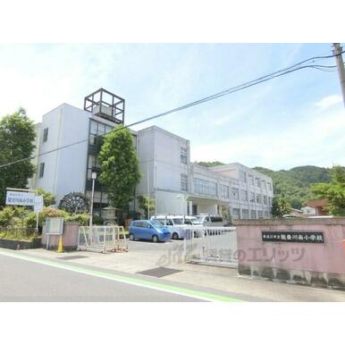 能登川南小学校 距離：1,700m