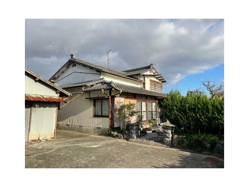 Kishima District, Shiraishi Town, Oaza Chikukiri, 2-story building, 6LDK