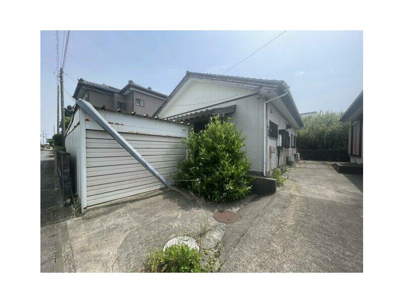 21 minutes by car from the Kanto Railway Joso Line, Kogane Station