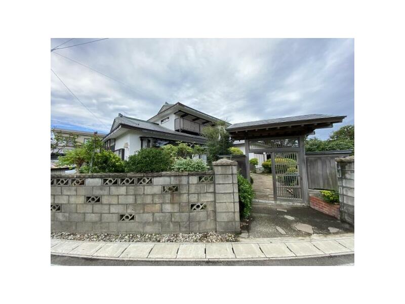 Yamamoto County, Mitsu Town, Kawadate Aza Ippongi (Kawadate Station) 2-story 6SLDK