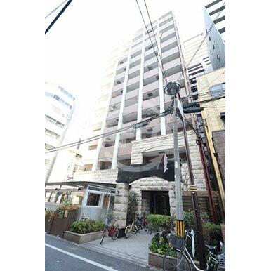 プレサンス心斎橋タイミックス　綺麗な外観