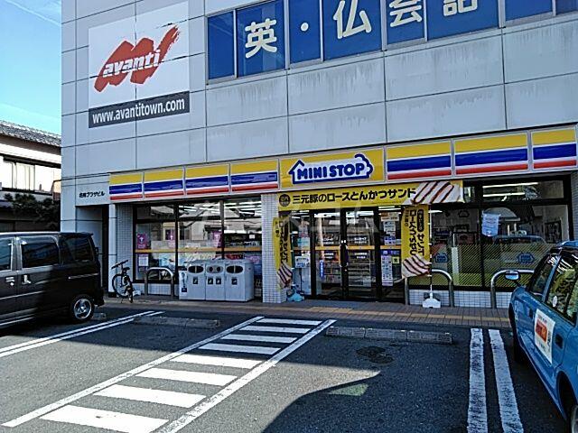 アットホーム 浜松市中区 三組町 浜松駅 １０１ １ｋ 提供元 ハウスコム 株 浜松店 浜松市中区の賃貸アパート