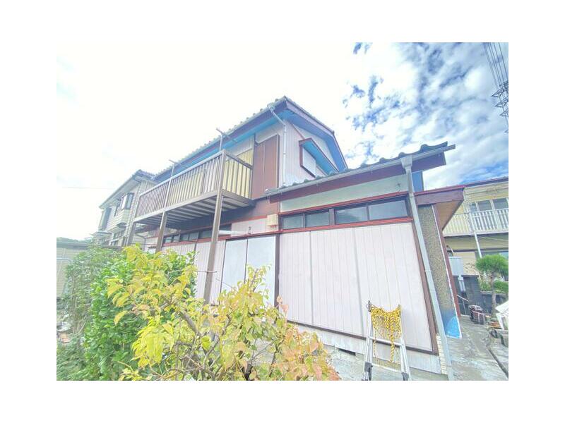 5-chome, Hirazaku, Yokosuka-shi, Kanagawa (Kinugasa Sta.) 2F 5DK

7,800,000 yen