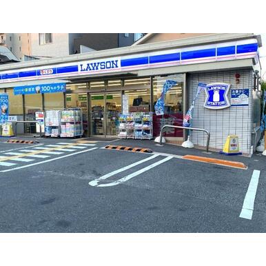 ローソン 桜塚店 距離:900m
