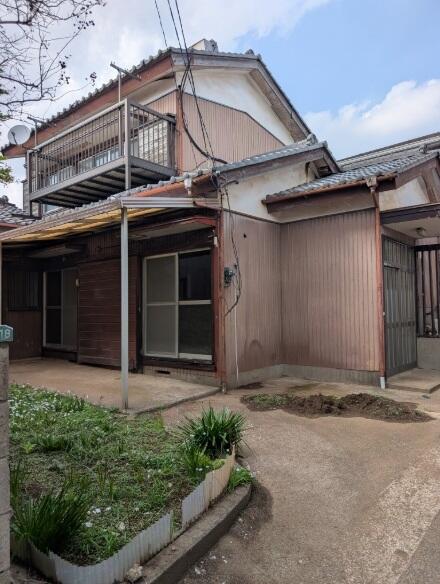 Cheap house for sale in Funabashi, Chiba