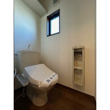 【トイレ】洗浄機能付き便座設置