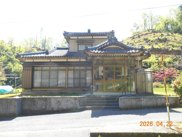Cheap house for sale in Gosen, Niigata