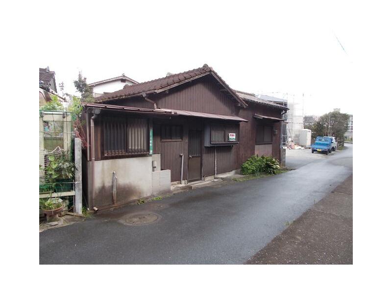 Kitakyushu City, Kokuraminami Ward, Yahata Town (Katano Station) Single-story building 2K