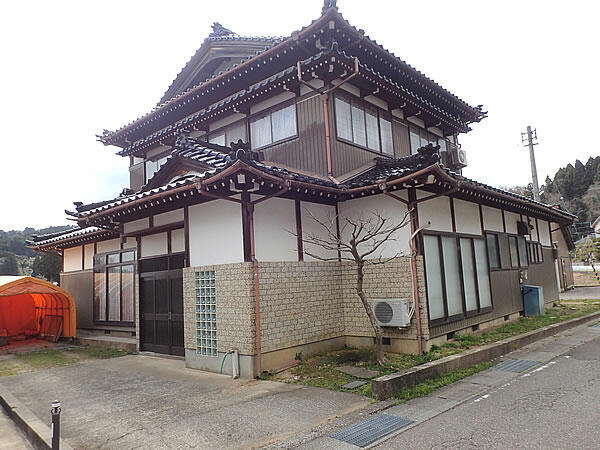 2020年版 楽学宅建士基本書［楽しく学び 楽して受かろう］ (楽学