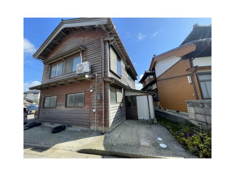 2F 4DK in Takahama-cho, Shiga-cho, Hakui-gun

2.5 million yen