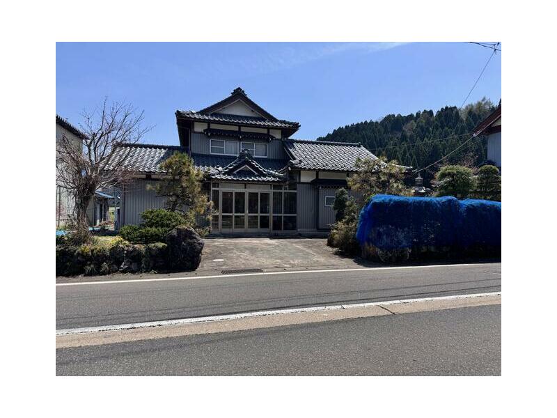 Taniguchi, Ikeda Town, Imadate District 2-story building 7DK