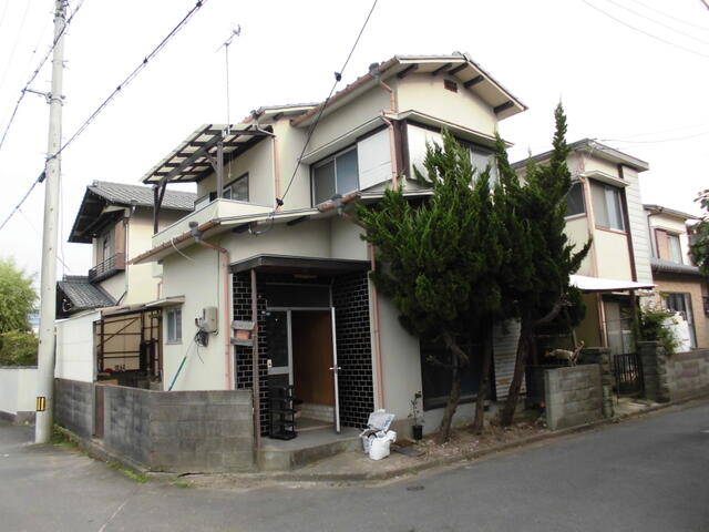 Takamatsu, Kagawa property