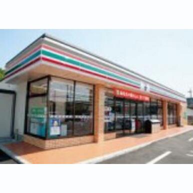 セブンイレブン広島昭和町店 距離:133m