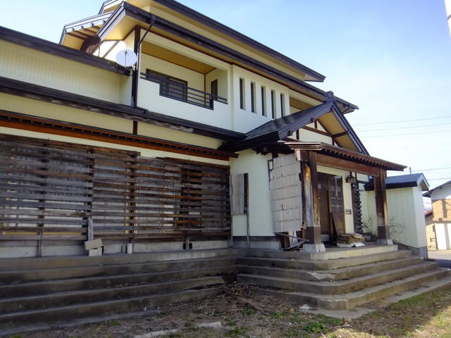 アットホーム 飯山市 大字照里 戸狩野沢温泉駅 2階建 ８ｓｄｋ 飯山市の中古一戸建て 提供元 有 共立産業 一軒家 家の購入