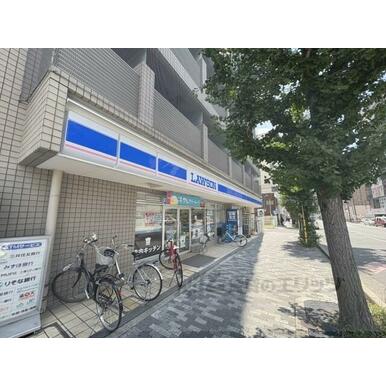 ローソン　千本丸太町店 距離：300m
