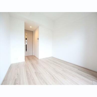 洋室7.0帖 クローゼット付(収納充実してます)