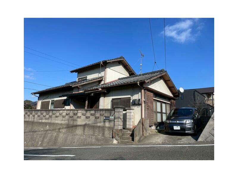 Shimonoseki City, Hikonoshima Mukai 2-chome (Shimonoseki Station) 2-story building 5DK