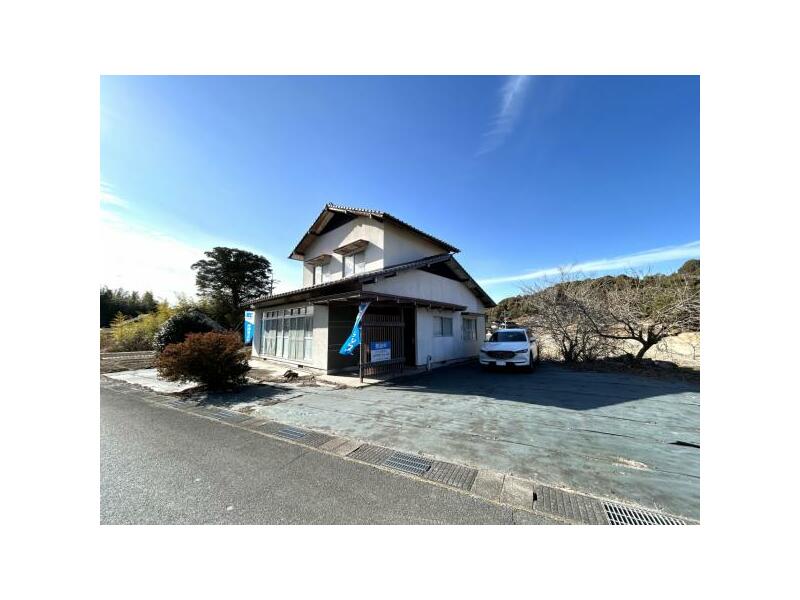 Yanai City, Iriku (Kuga Station) 2-story building 5DK