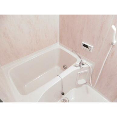 同物件内の同じ間取りの部屋の写真です