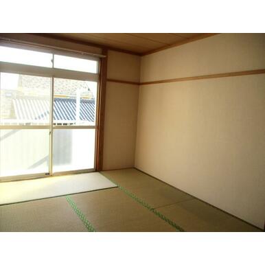 写真は同建物別部屋の写真です。現況と異なる場合は現況を優先させていただきます。