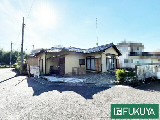 Cheap house for sale in Omihachiman, Shiga