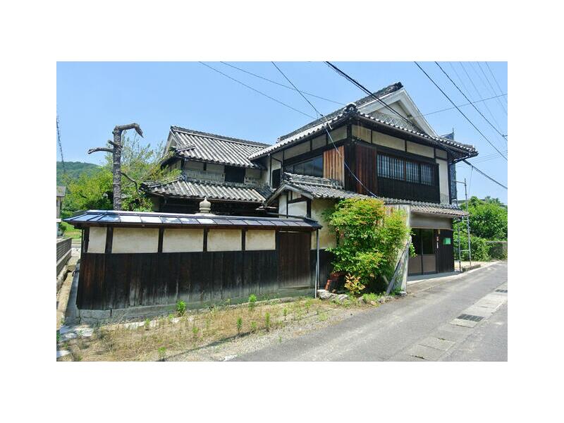 Bizen City, Tsurumi (Iri Station) 2-story building 7DK