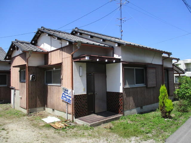 アットホーム 新居浜市 本郷2丁目 新居浜駅 3dk 提供元 有 フジ宅建不動産 新居浜市の賃貸一戸建て