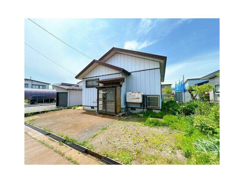 Daisen City, Omagari Tomaki Town (Omagari Station) Single-story building 4SK