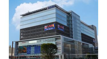 アットホーム】(株)ヤマダデンキ LABI1 LIFE SELECT