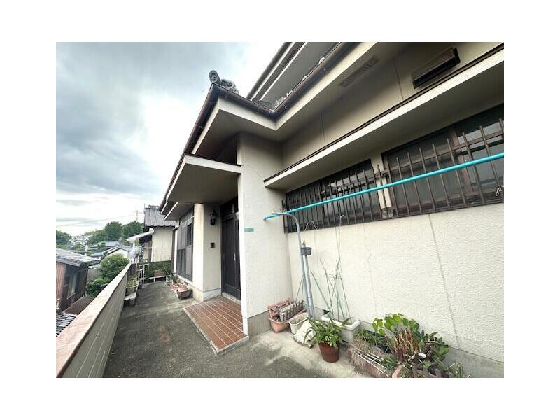 Shimonoseki City, Kamishinchi-cho 5-chome (Shimonoseki Station) 2-story building 4DK