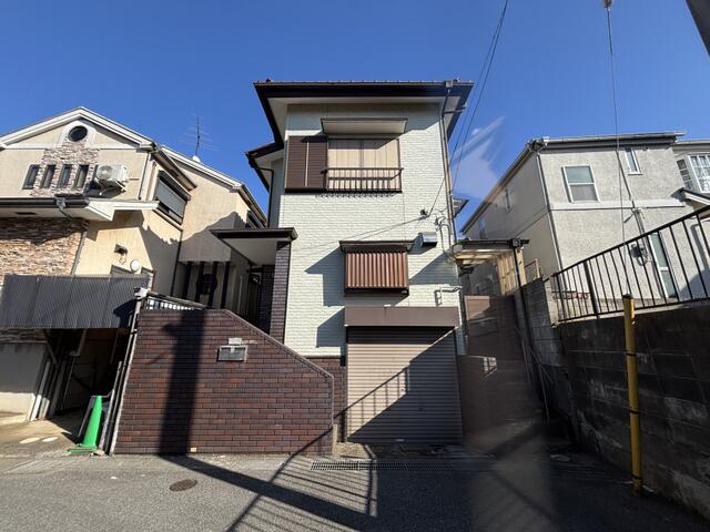 Cheap house for sale in Funabashi, Chiba