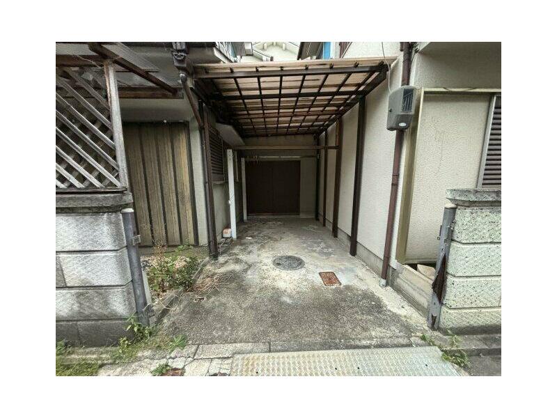 Yamatotakada-shi, Yamatotakada 2F 5DK

2,000,000 yen