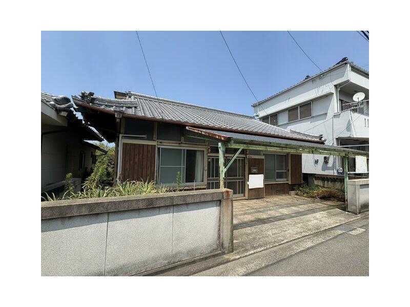 Kawanoe-cho, Shikokuchuo-shi (Kawanoe Sta.) 2F 4SDK

4SDK 3.5million yen