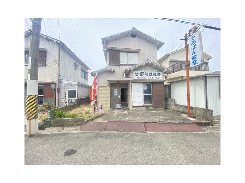 Wakayama-shi, Wakayama 2F 4DK

2 million yen