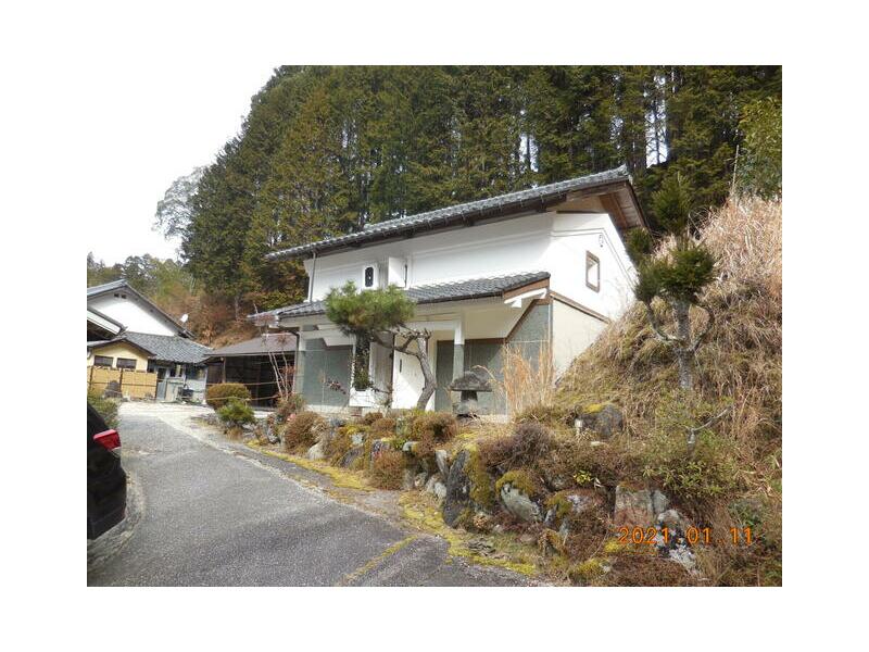 2-story building, 2LK in Oshayama-cho Kamihira, Toyota City (Sanage Station)