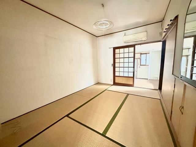 Higashimikuni 4-chome, Yodogawa-ku, Osaka City (near Higashimikuni Station) 2-story building, 4DK &mdash; photo 7