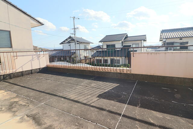 Takamatsu City, Okamoto-cho (Okamoto Station), 2-story building, 4DK &mdash; photo 3