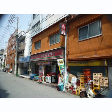 セブンイレブン 距離:216m