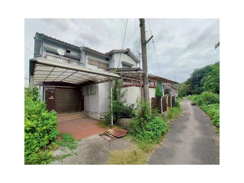 Oita City, Shimogori Yamanote (Maki Station) 2-story 8DK